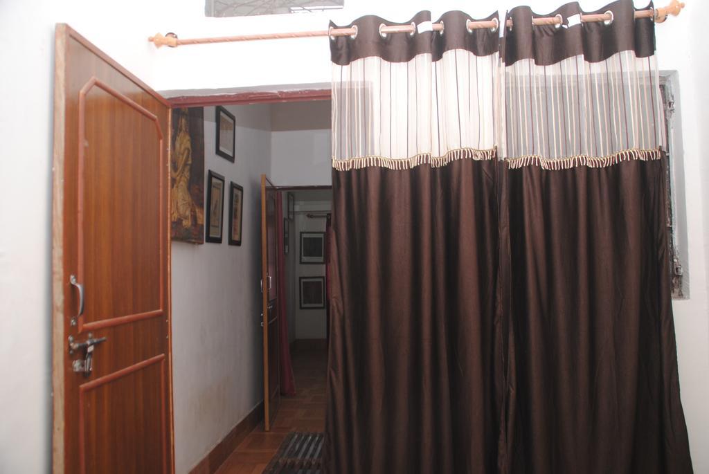 Karina Art Home Stay Bikaner Phòng bức ảnh
